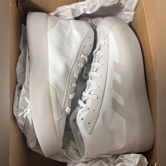 NWT Men's Adidas Znsored Hi White Sneakers - Picture 4 of 12